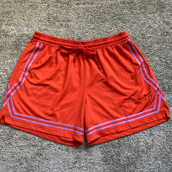 Nike Fly Dri-Fit Women's Crossover Basketball Shorts Sporty DH7325-633 Sz 2XL - Picture 3 of 10